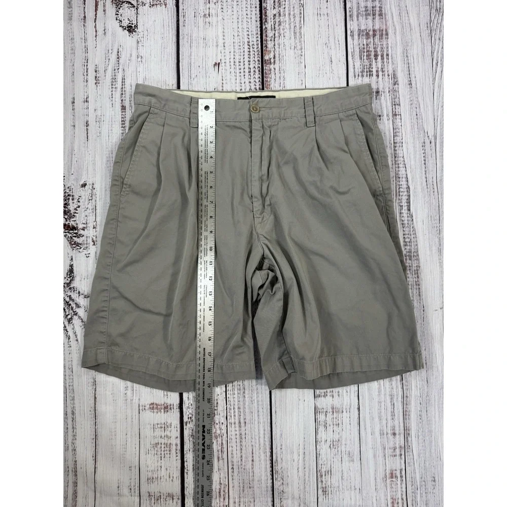 Banana Republic Men's Khaki‎ Chino Shorts Size 33 Flat Front Casual 100% Cotton